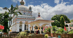 Maheswarnath Mandir (Temple de Triolet)